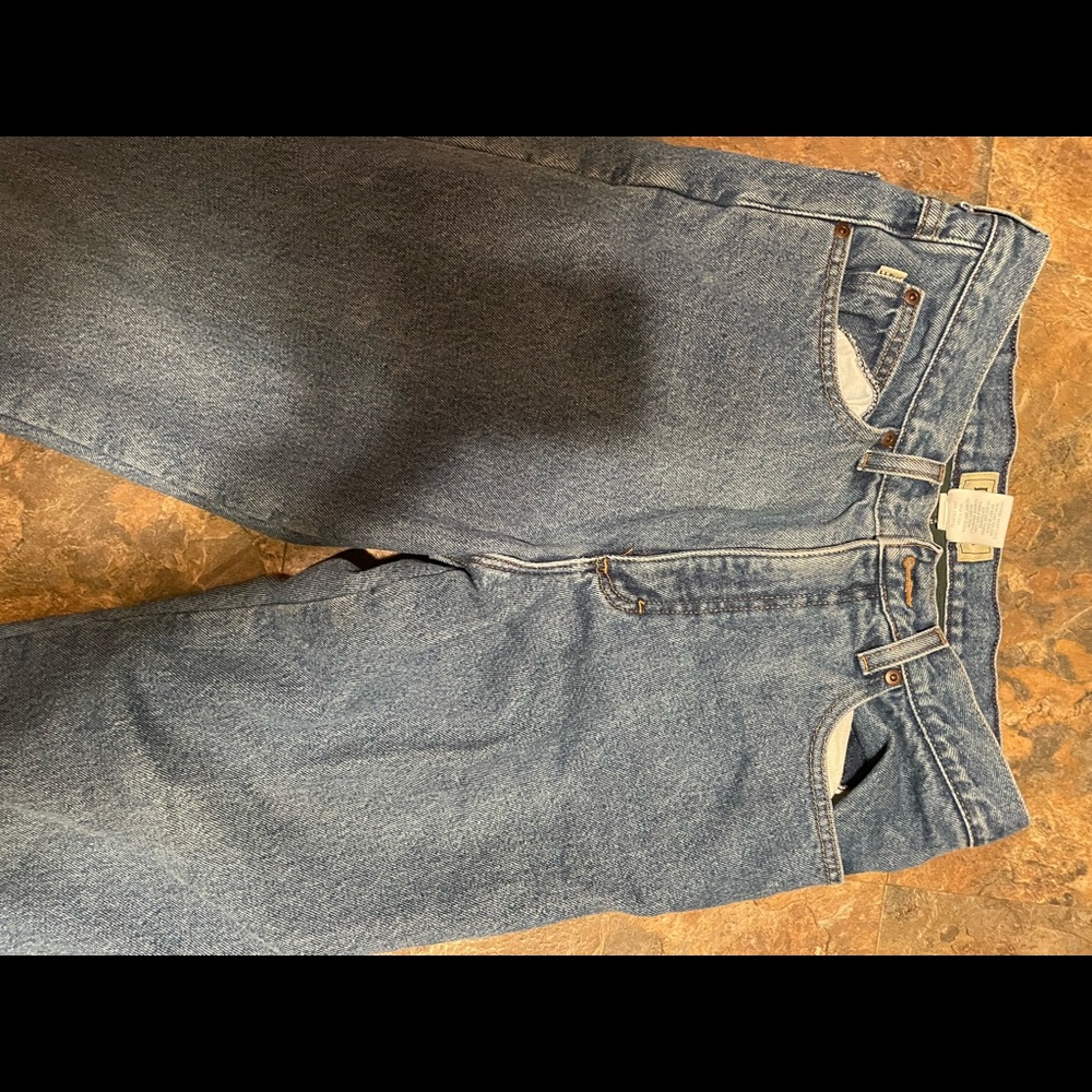 L. L. Bean Classic Fit - image 4